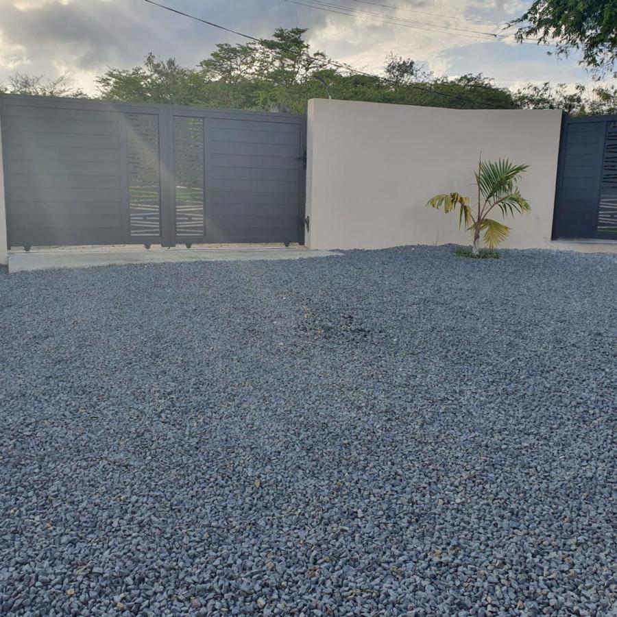 Les Zitadines Vila Sainte-Anne  Exterior foto